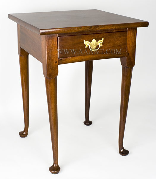 Table Stand, One Drawer, Queen Anne, Unique
Rhode Island
Circa 1760 to 1780, entire view